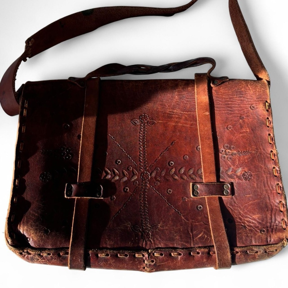 SOLD - REAL brown leather vintage bag - Picture 2 of 5